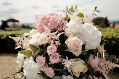 1537x1042-dama-wedding-Italy-florence-Scott-bouquet